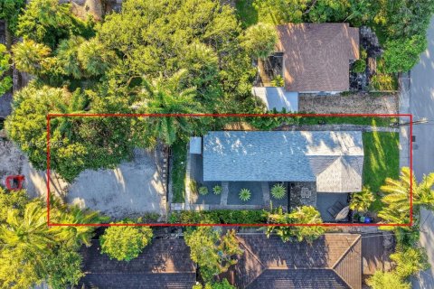 Commercial property in Fort Lauderdale, Florida 141.77 sq.m. № 1953130 - photo 3
