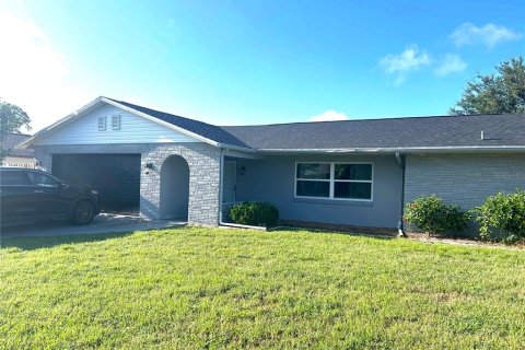 Casa en alquiler en Port Orange, Florida, 3 dormitorios, 167.41 m2 № 1850926 - foto 1