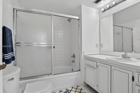 Купить кондоминиум в Дейви, Флорида 2 спальни, 109.62м2, № 2089910 - фото 11