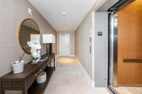 Condo in Miami, Florida, 3 bedrooms  № 2042207 - photo 7