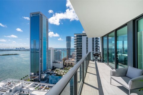 Condo in Miami, Florida, 3 bedrooms  № 2042207 - photo 25
