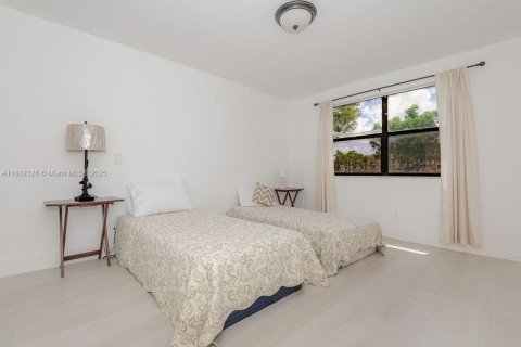 Condominio en venta en Sunrise, Florida, 2 dormitorios, 75.25 m2 № 1988947 - foto 10