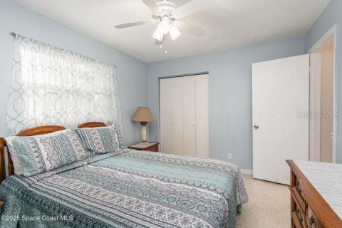 House in Merrit Island, Florida 3 bedrooms, 160.72 sq.m. № 1751535 - photo 14