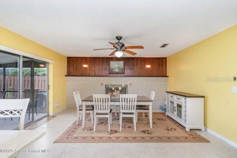 House in Merrit Island, Florida 3 bedrooms, 160.72 sq.m. № 1751535 - photo 8