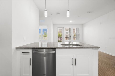 Apartamento en alquiler en Nokomis, Florida, 1 dormitorio, 67.35 m2 № 2196231 - foto 11