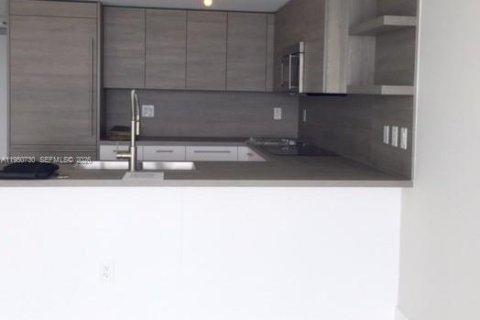 Copropriété à louer à Sunny Isles Beach, Floride: 2 chambres, 157.19 m2 № 2007002 - photo 13