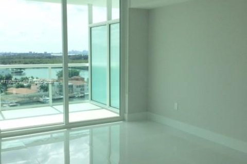 Copropriété à louer à Sunny Isles Beach, Floride: 2 chambres, 157.19 m2 № 2007002 - photo 14