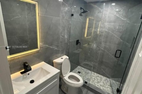 Touwnhouse à louer à Miami, Floride: 2 chambres, 98.85 m2 № 2040809 - photo 10