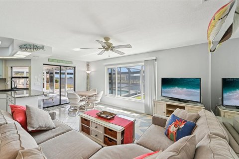 Casa en venta en Port Charlotte, Florida, 2 dormitorios, 140.84 m2 № 1617897 - foto 21