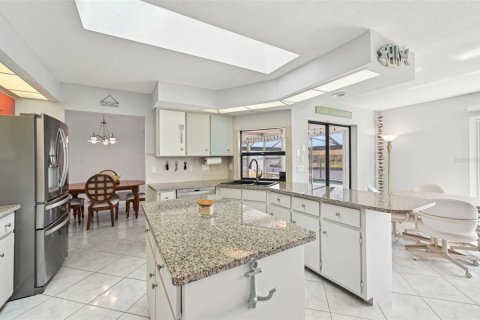 Casa en venta en Port Charlotte, Florida, 2 dormitorios, 140.84 m2 № 1617897 - foto 13