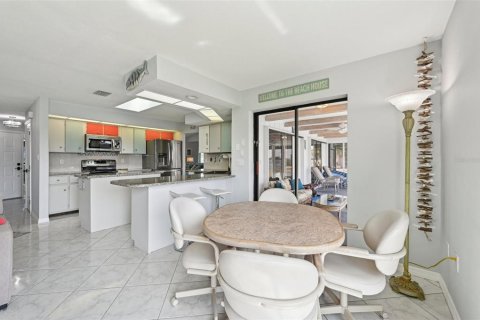 Casa en venta en Port Charlotte, Florida, 2 dormitorios, 140.84 m2 № 1617897 - foto 23