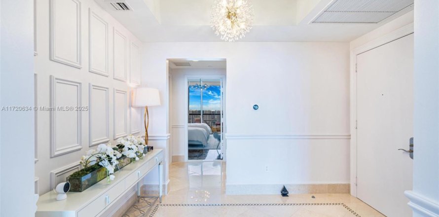 Condo in Sunny Isles Beach, Florida, 3 bedrooms № 1471895