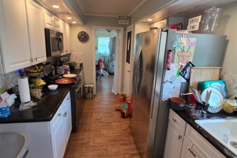 House in Lakeland, Florida 3 bedrooms, 147.9 sq.m. № 1917944 - photo 5