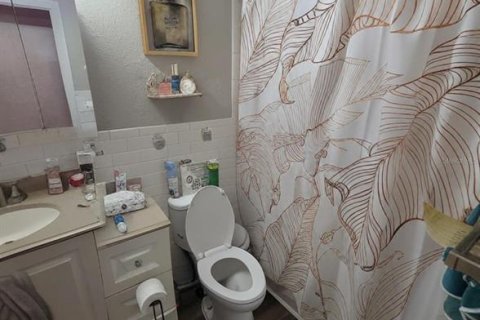 House in Lakeland, Florida 3 bedrooms, 147.9 sq.m. № 1917944 - photo 11
