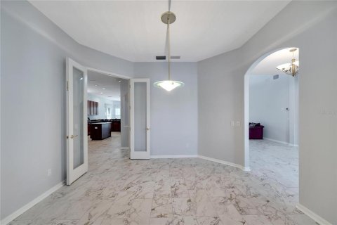 Villa ou maison à vendre à Tampa, Floride: 5 chambres, 500.84 m2 № 2125410 - photo 8