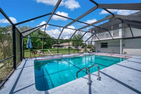 House in Sebring, Florida 5 bedrooms, 253.62 sq.m. № 2424358 - photo 24