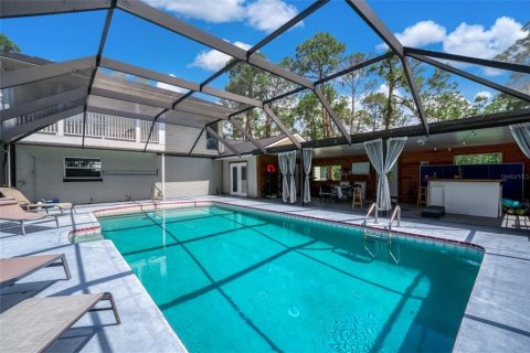 House in Sebring, Florida 5 bedrooms, 253.62 sq.m. № 2424358 - photo 25