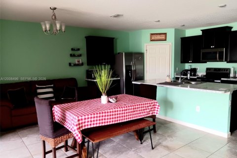 Villa ou maison à vendre à Port St. Lucie, Floride: 3 chambres, 169.73 m2 № 2075023 - photo 3