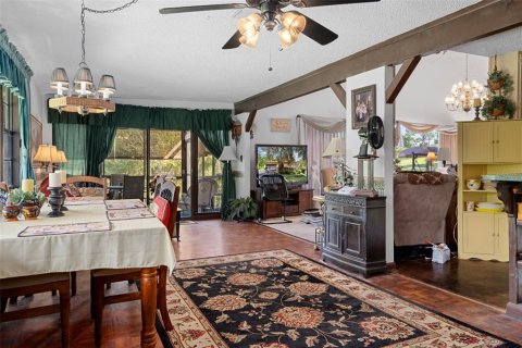 House in Brooksville, Florida 5 bedrooms, 261.61 sq.m. № 1894398 - photo 19