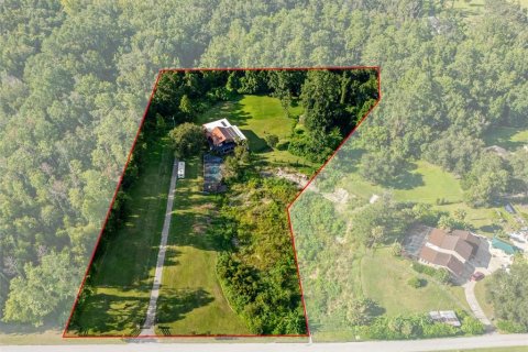 House in Brooksville, Florida 5 bedrooms, 261.61 sq.m. № 1894398 - photo 6