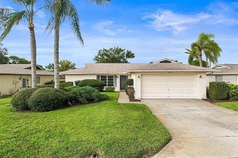 Villa ou maison à Port Richey, Floride 2 chambres, 144.93 m2 № 2131764