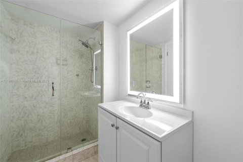 Купить кондоминиум в Авентура, Флорида 2 спальни, 106.19м2, № 1977796 - фото 14