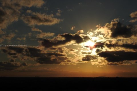 Купить кондоминиум в Авентура, Флорида 2 спальни, 106.19м2, № 1977796 - фото 21