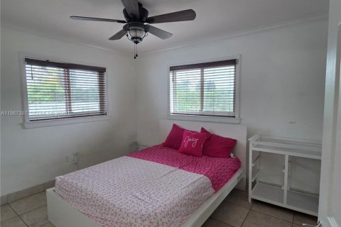 Снять в аренду виллу или дом в Майами, Флорида 3 спальни, 178.37м2, № 2028611 - фото 9