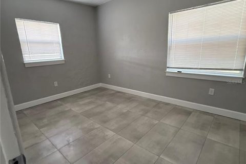 House in Orlando, Florida 3 bedrooms, 88.26 sq.m. № 2097167 - photo 9
