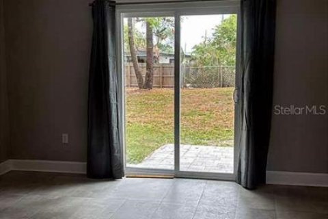 House in Orlando, Florida 3 bedrooms, 88.26 sq.m. № 2097167 - photo 7
