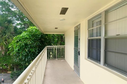 Condo à West Palm Beach, Floride, 2 chambres  № 2077528