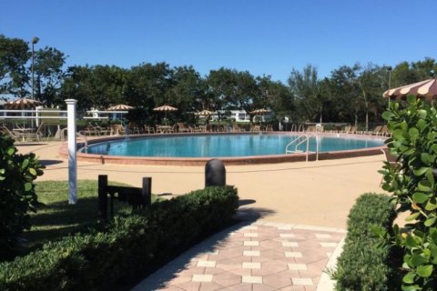 Copropriété à vendre à West Palm Beach, Floride: 2 chambres, 60.48 m2 № 2077528 - photo 28