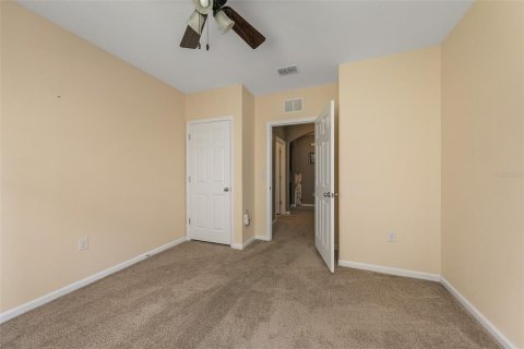 House in Palm Bay, Florida 4 bedrooms, 170.01 sq.m. № 1866332 - photo 15