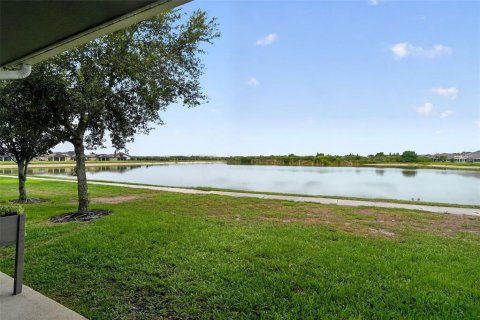 Touwnhouse à vendre à Riverview, Floride: 2 chambres, 122.63 m2 № 2134353 - photo 4