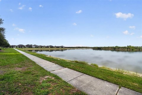 Touwnhouse à vendre à Riverview, Floride: 2 chambres, 122.63 m2 № 2134353 - photo 6