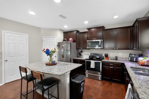 Touwnhouse à vendre à Riverview, Floride: 2 chambres, 122.63 m2 № 2134353 - photo 11