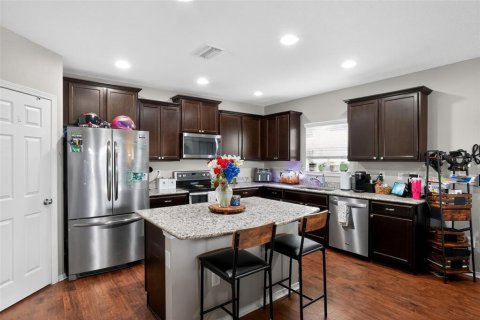 Touwnhouse à vendre à Riverview, Floride: 2 chambres, 122.63 m2 № 2134353 - photo 12