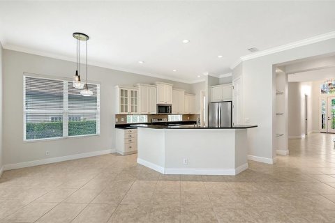 Снять в аренду виллу или дом в Лейквуд Ранч, Флорида 8 комнат, 235.79м2, № 2109617 - фото 8