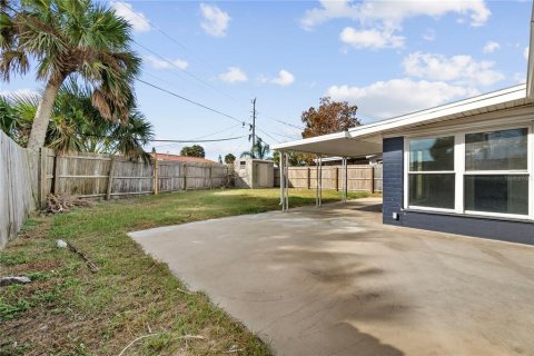 House in Ormond Beach, Florida 2 bedrooms, 86.49 sq.m. № 2429596 - photo 23