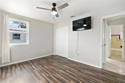House in Ormond Beach, Florida 2 bedrooms, 86.49 sq.m. № 2429596 - photo 16