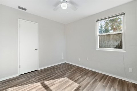 House in Ormond Beach, Florida 2 bedrooms, 86.49 sq.m. № 2429596 - photo 18