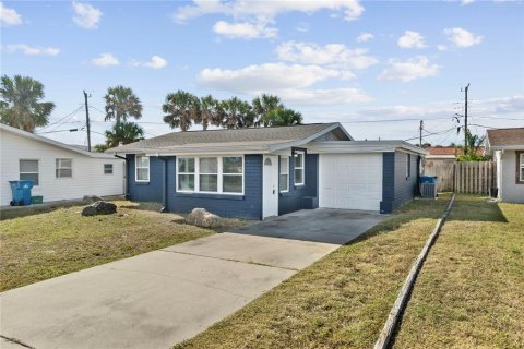 House in Ormond Beach, Florida 2 bedrooms, 86.49 sq.m. № 2429596