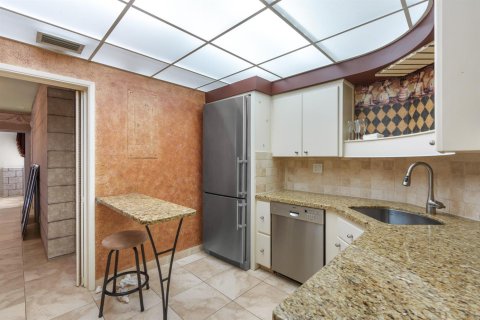 Condo in Fort Lauderdale, Florida, 2 bedrooms  № 2077522 - photo 29