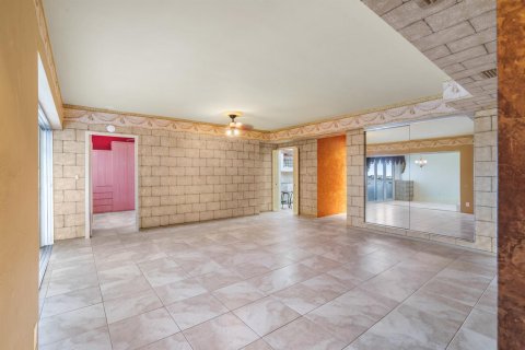 Condo in Fort Lauderdale, Florida, 2 bedrooms  № 2077522 - photo 15