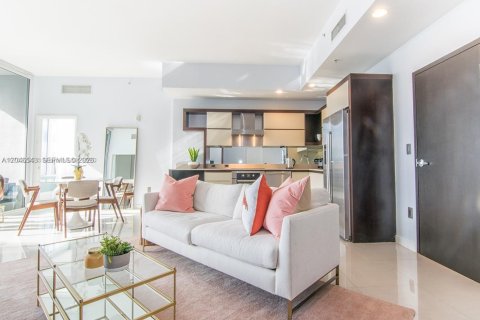Copropriété à vendre à Miami Beach, Floride: 2 chambres, 113.9 m2 № 2276553 - photo 8