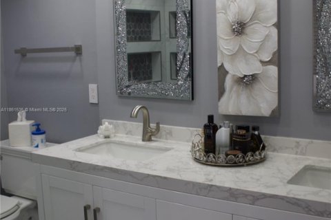 Copropriété à vendre à Lauderhill, Floride: 3 chambres, 163.51 m2 № 1897635 - photo 11