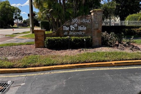 Copropriété à vendre à Lauderhill, Floride: 3 chambres, 163.51 m2 № 1897635 - photo 1