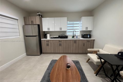Immobilier commercial à louer à Miami, Floride: 1 chambre № 1941379 - photo 11