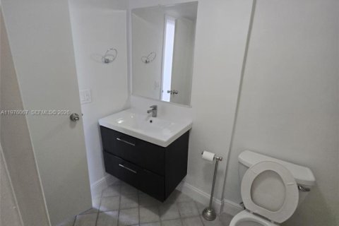 Снять в аренду кондоминиум в Норт-Майами, Флорида 2 спальни, 97.55м2, № 2243549 - фото 10