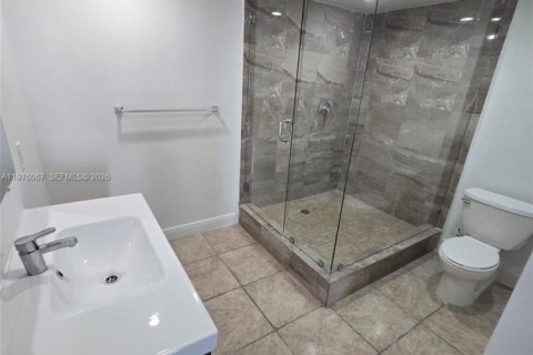 Снять в аренду кондоминиум в Норт-Майами, Флорида 2 спальни, 97.55м2, № 2243549 - фото 16